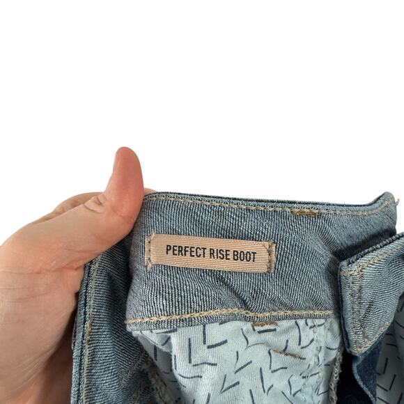 Ariat REAL Perfect Rise Boot Jeans Western Country Rodeo Cowgirl Womens 28 - Picture 6 of 9